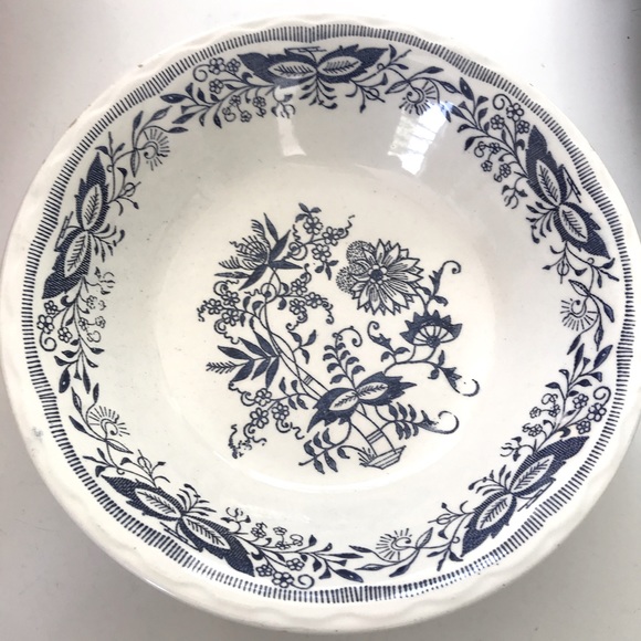 Blue Onion Serving Bowl - Picture 1 of 7
